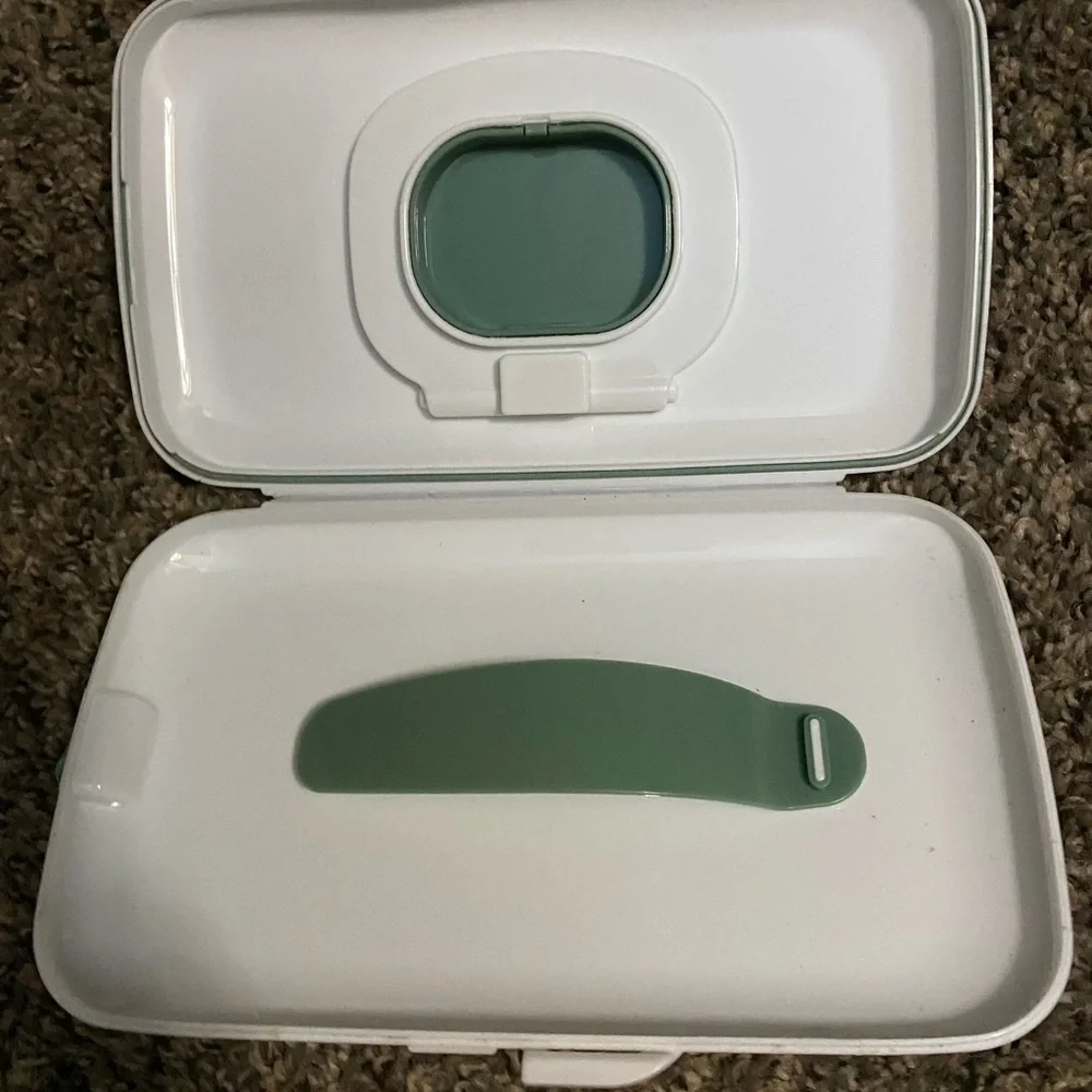 Little Me baby wipes case